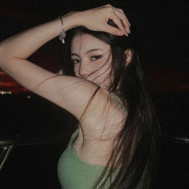 扬琴手